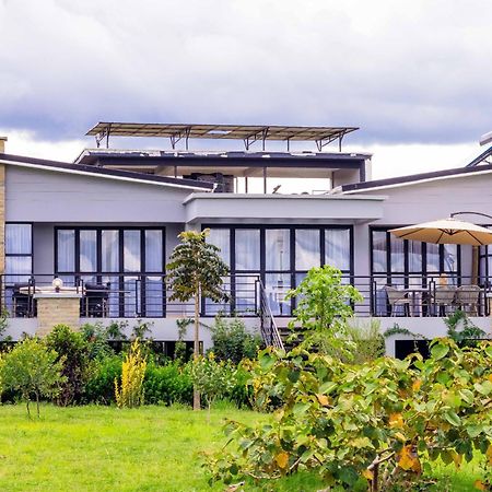 Tufaha Resort Nanyuki Bagian luar foto