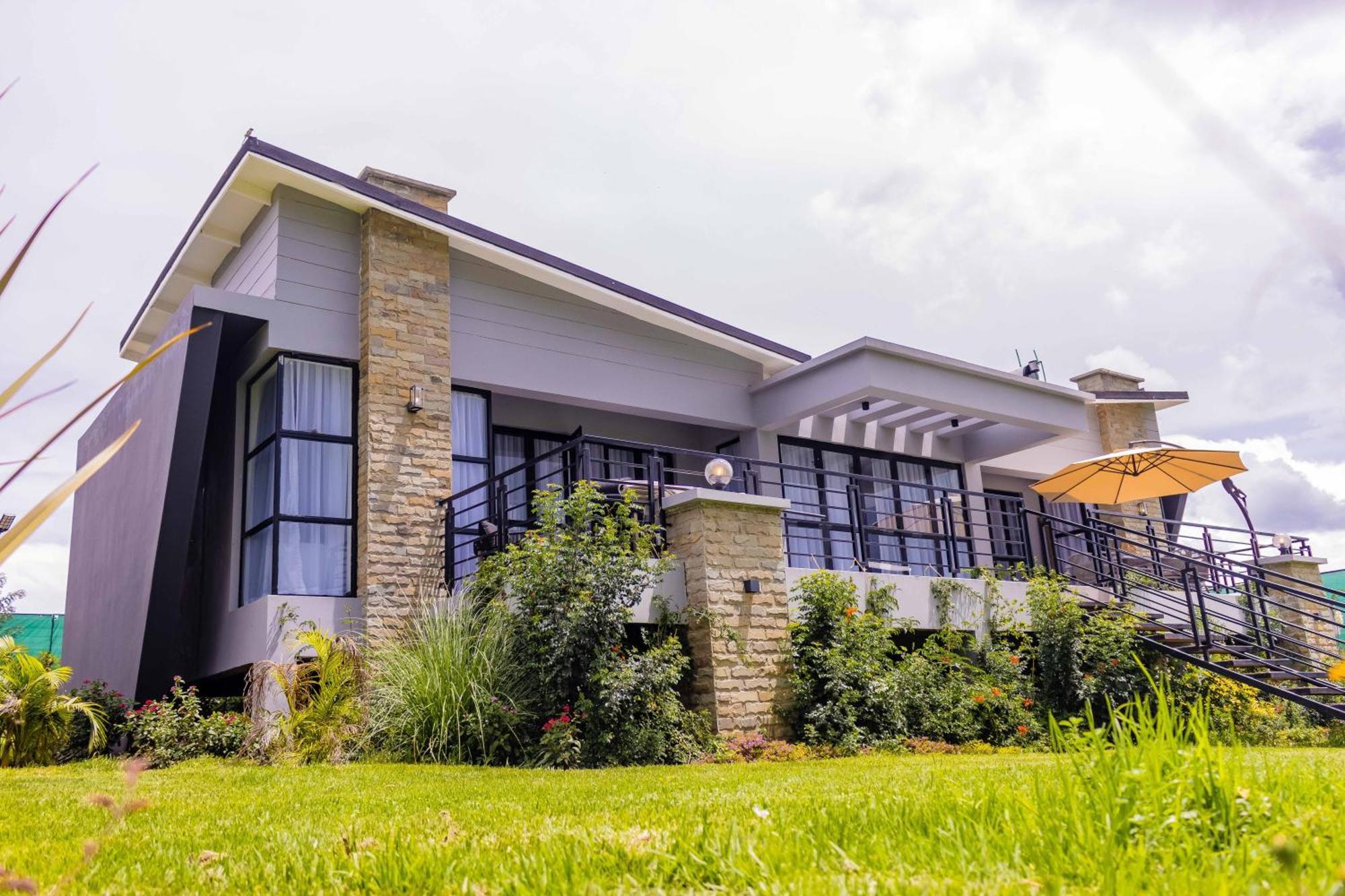 Tufaha Resort Nanyuki Bagian luar foto